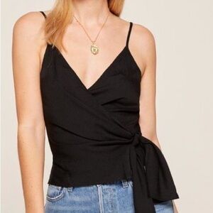 REFORMATION IIona Wrap Top In Black